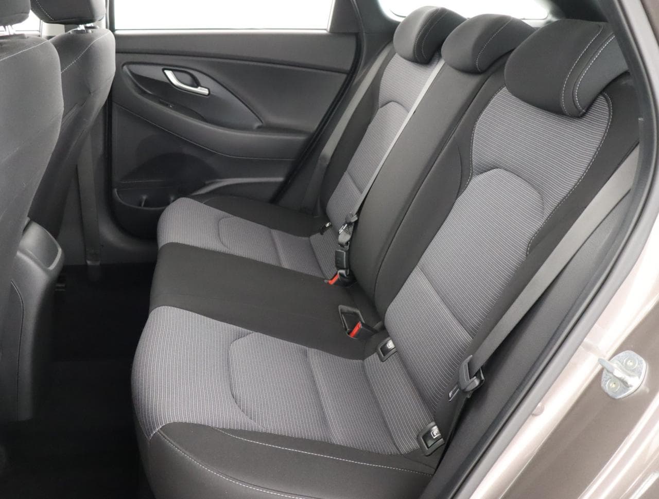 2021 Hyundai i30 - 24