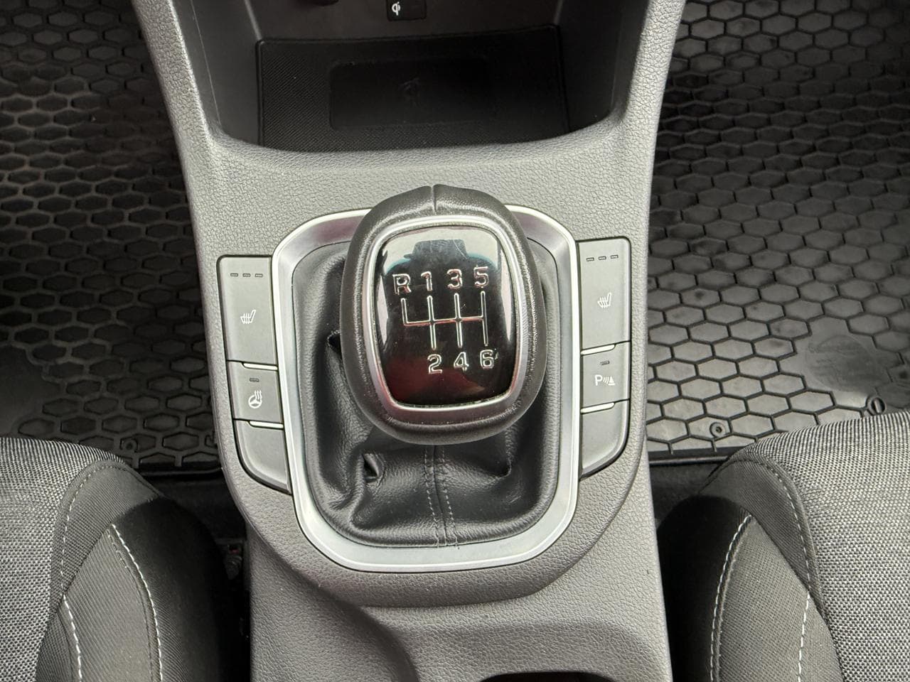2023 Hyundai i30 - 18