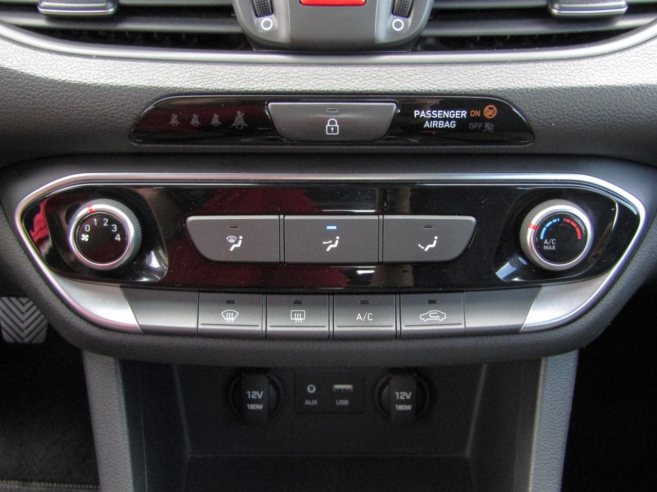 2017 Hyundai i30 - 18