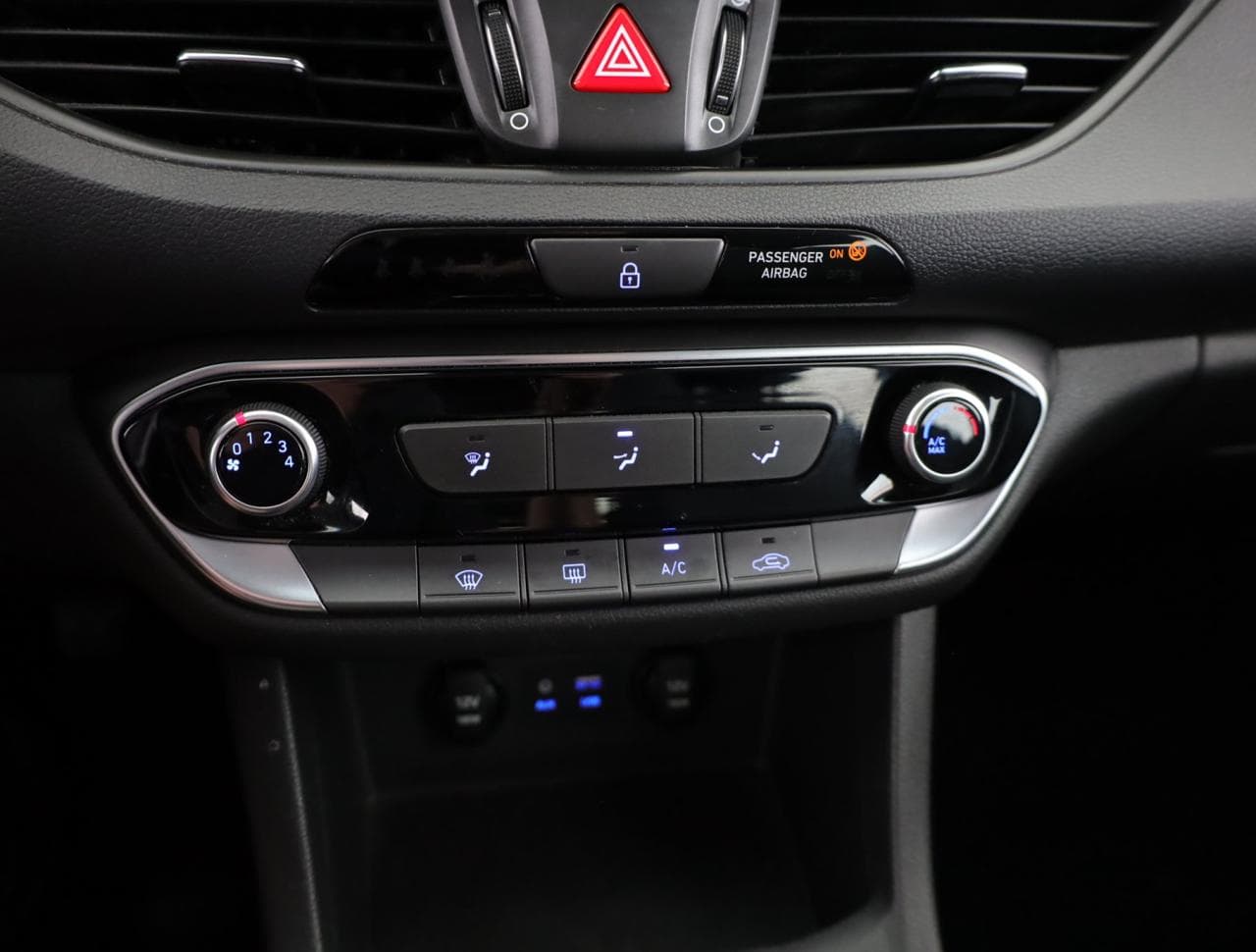 2018 Hyundai i30 - 18