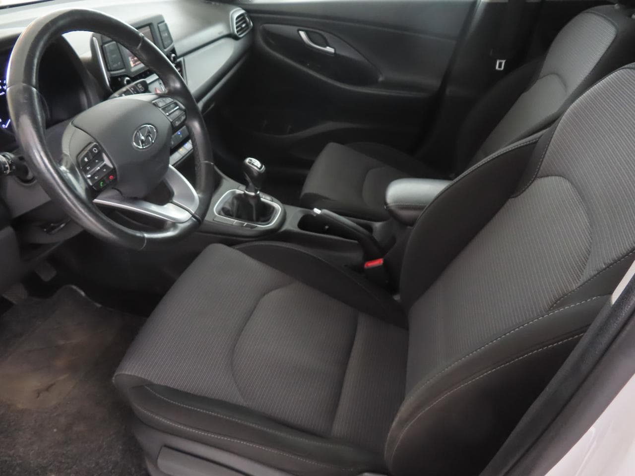 2018 Hyundai i30 - 16