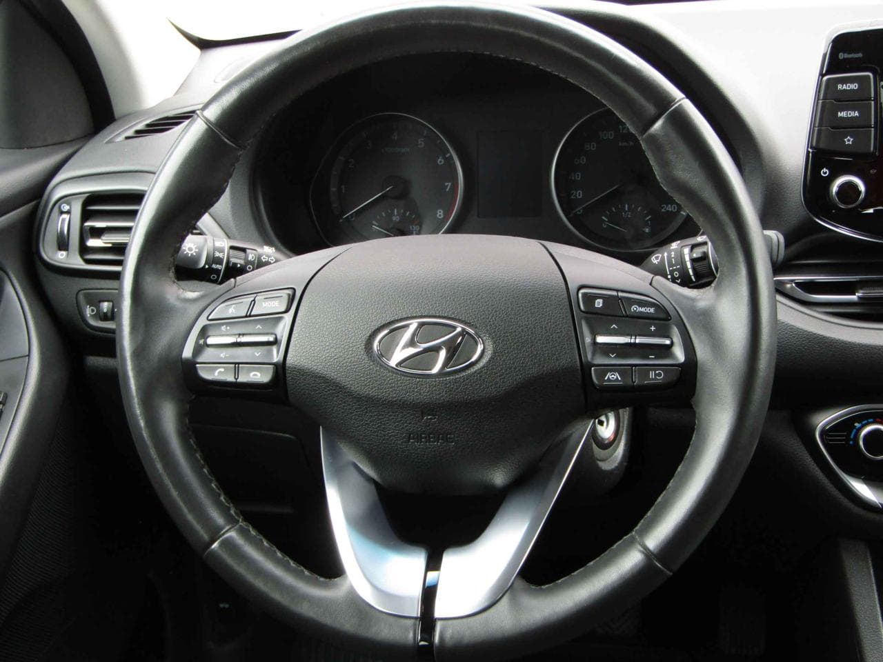 2023 Hyundai i30 - 13