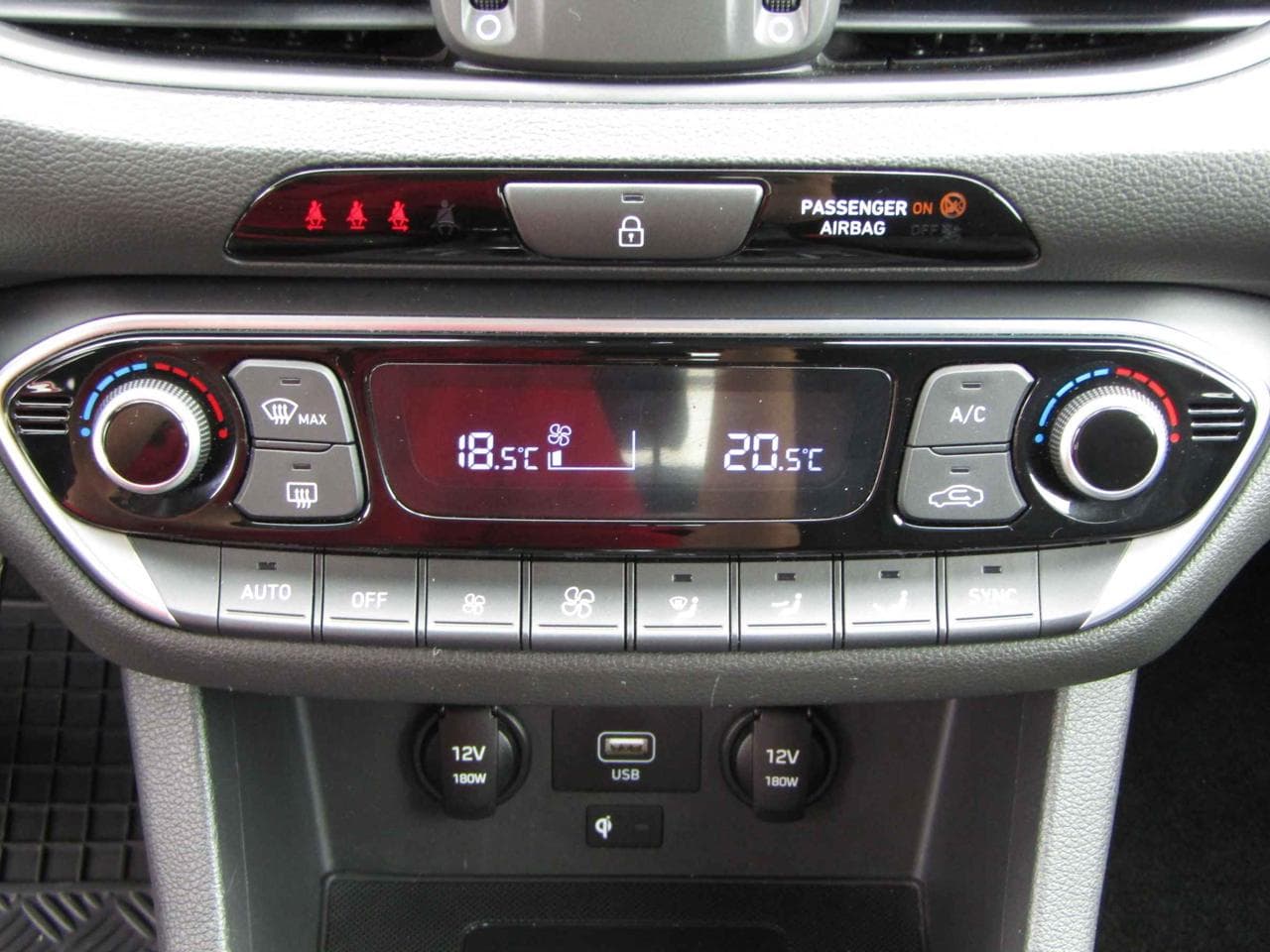 2023 Hyundai i30 - 15