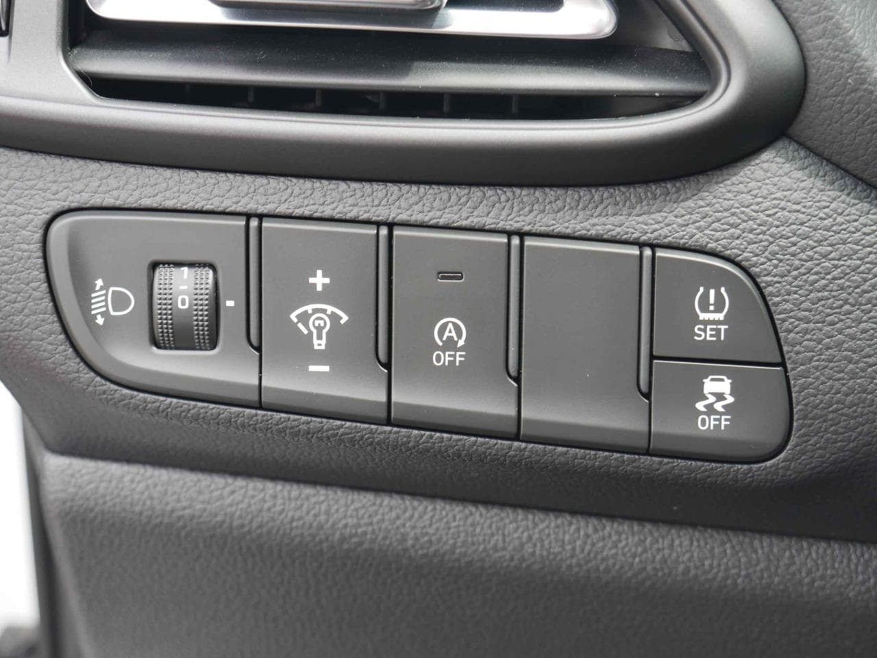 2022 Hyundai i30 - 32