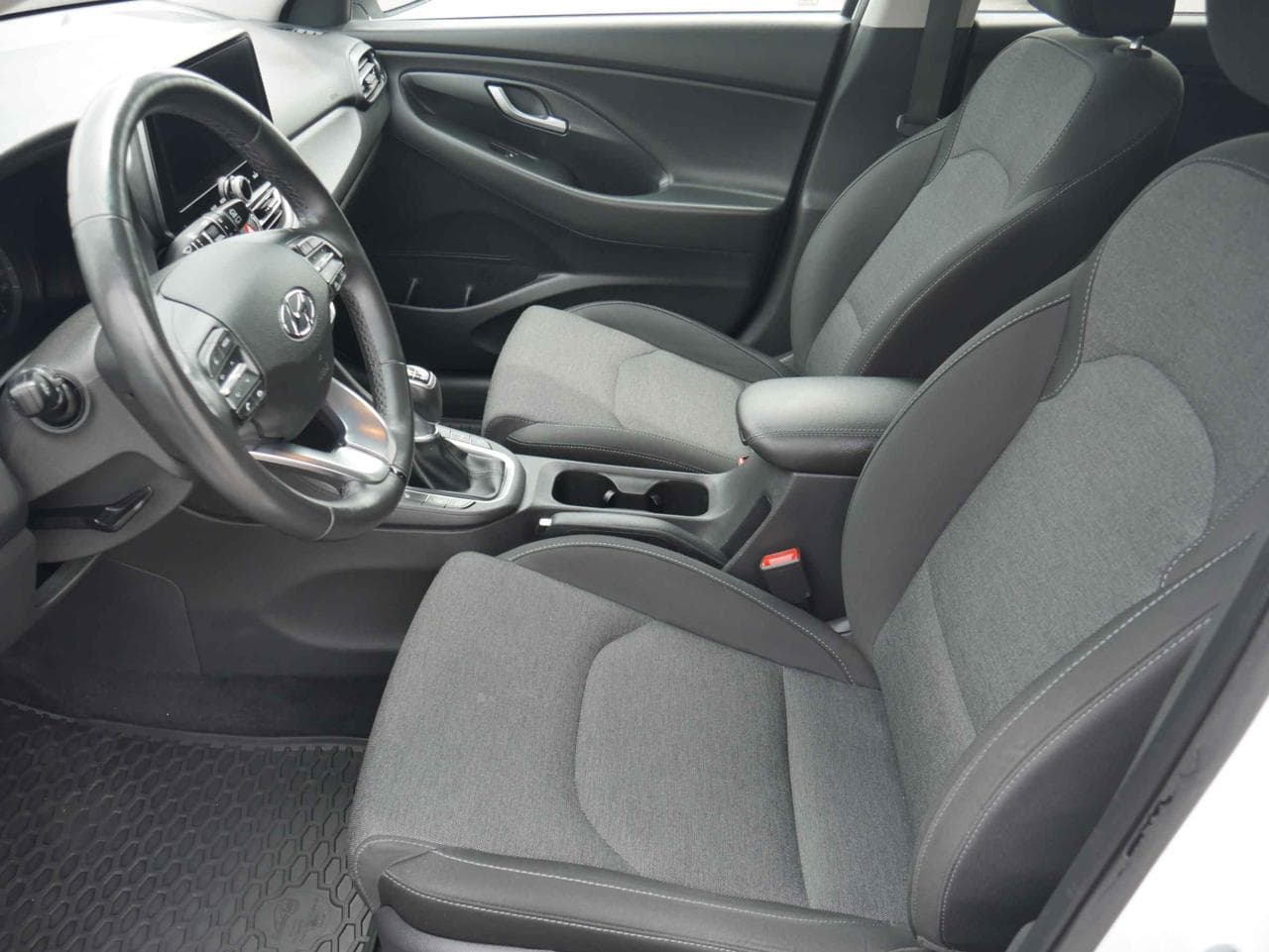 2022 Hyundai i30 - 16