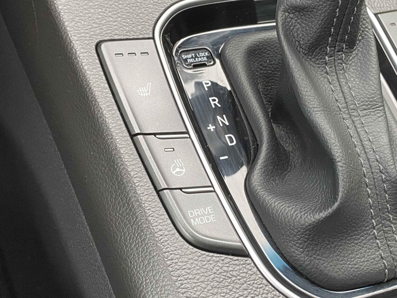 2020 Hyundai i30 - 24
