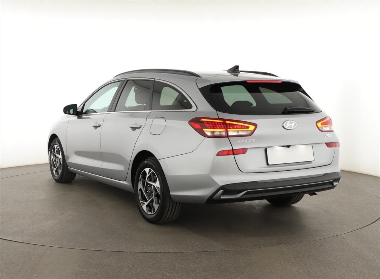 2025 Hyundai i30 - 8