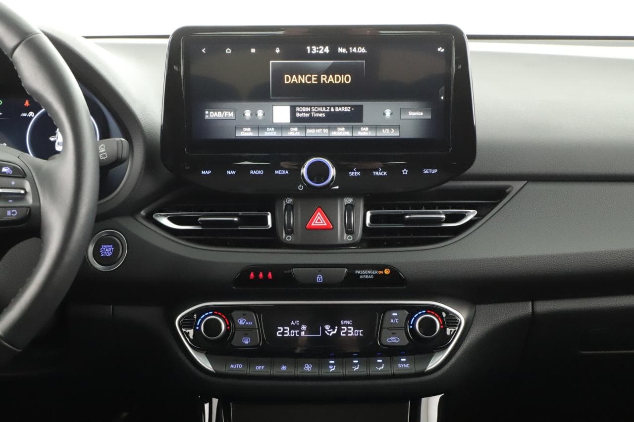 2025 Hyundai i30 - 29