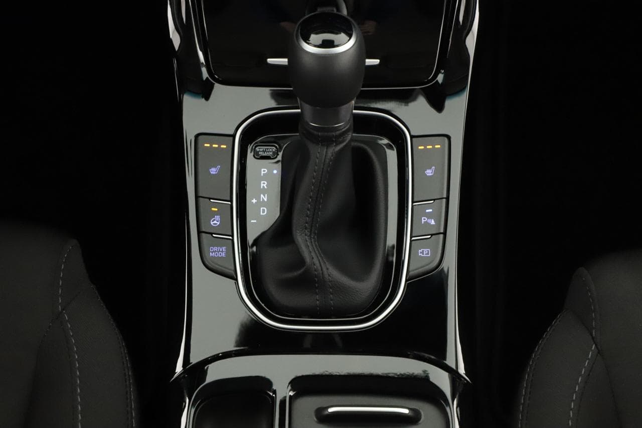 2025 Hyundai i30 - 31