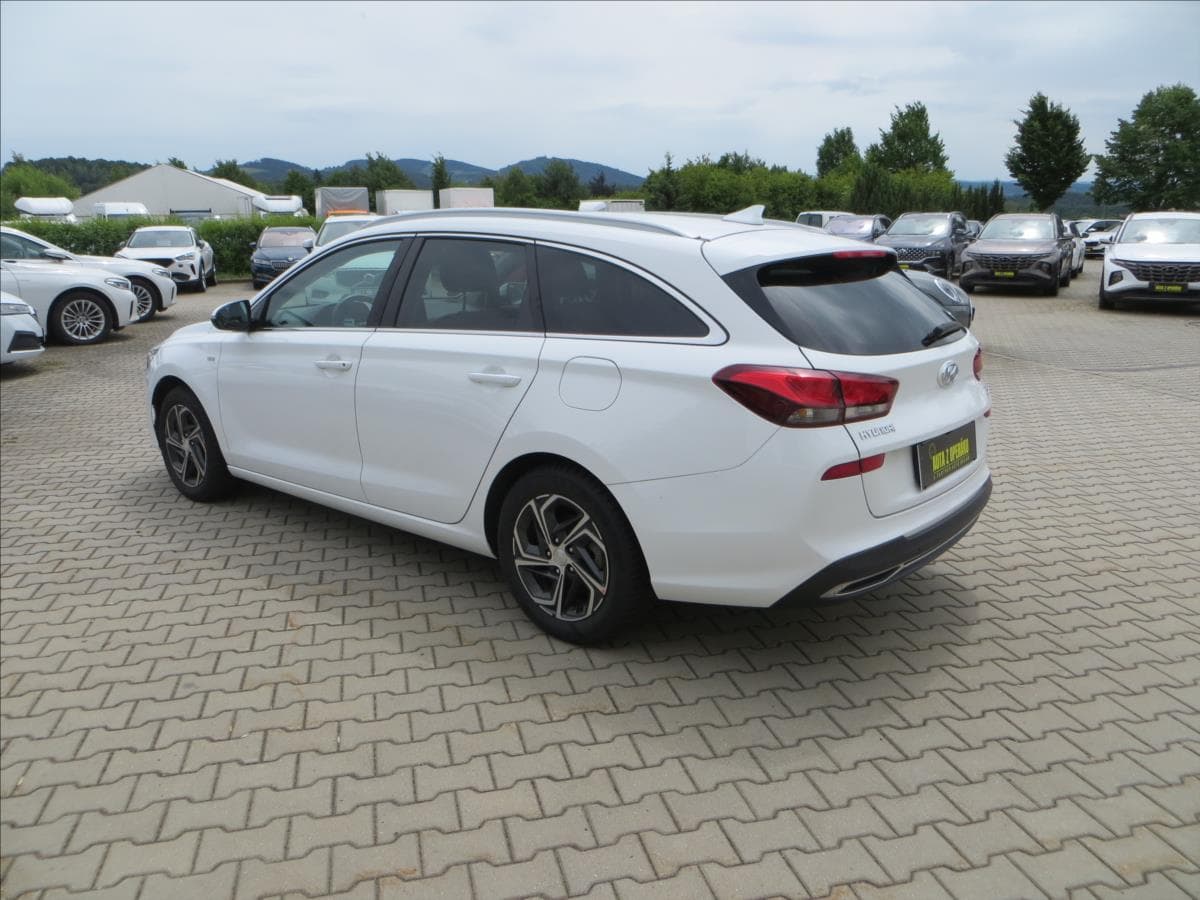 2022 Hyundai i30 - 9