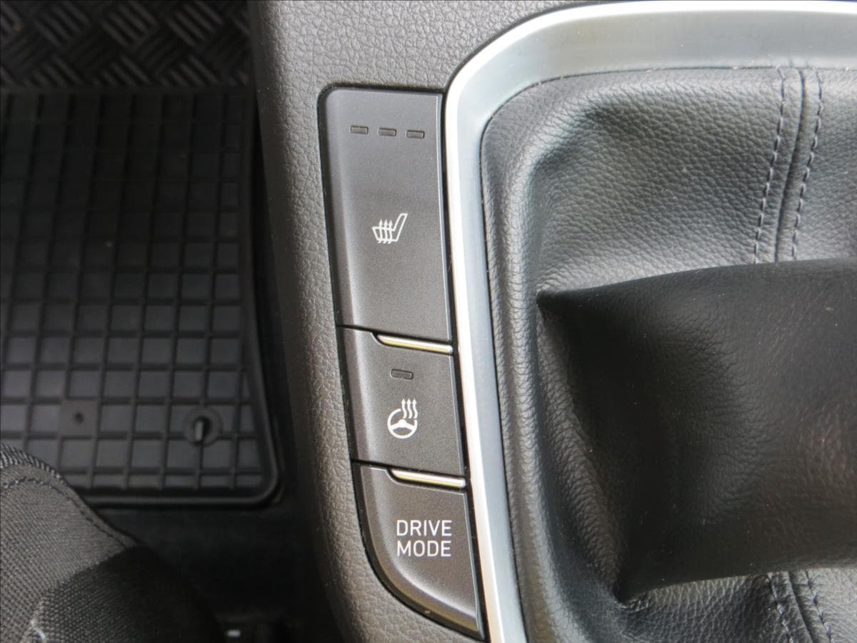 2022 Hyundai i30 - 29