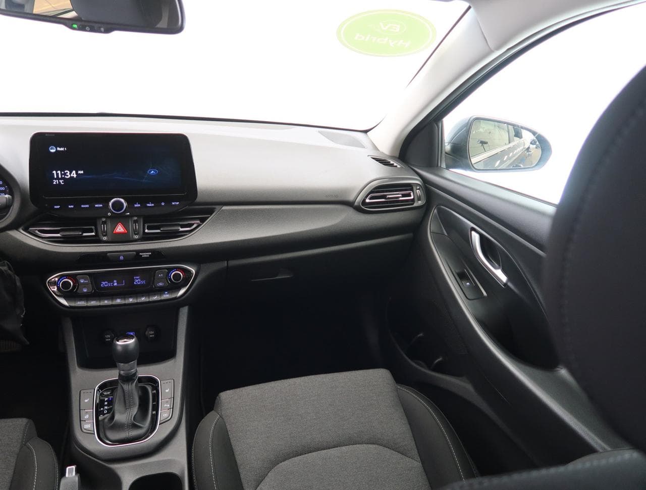 2021 Hyundai i30 - 21