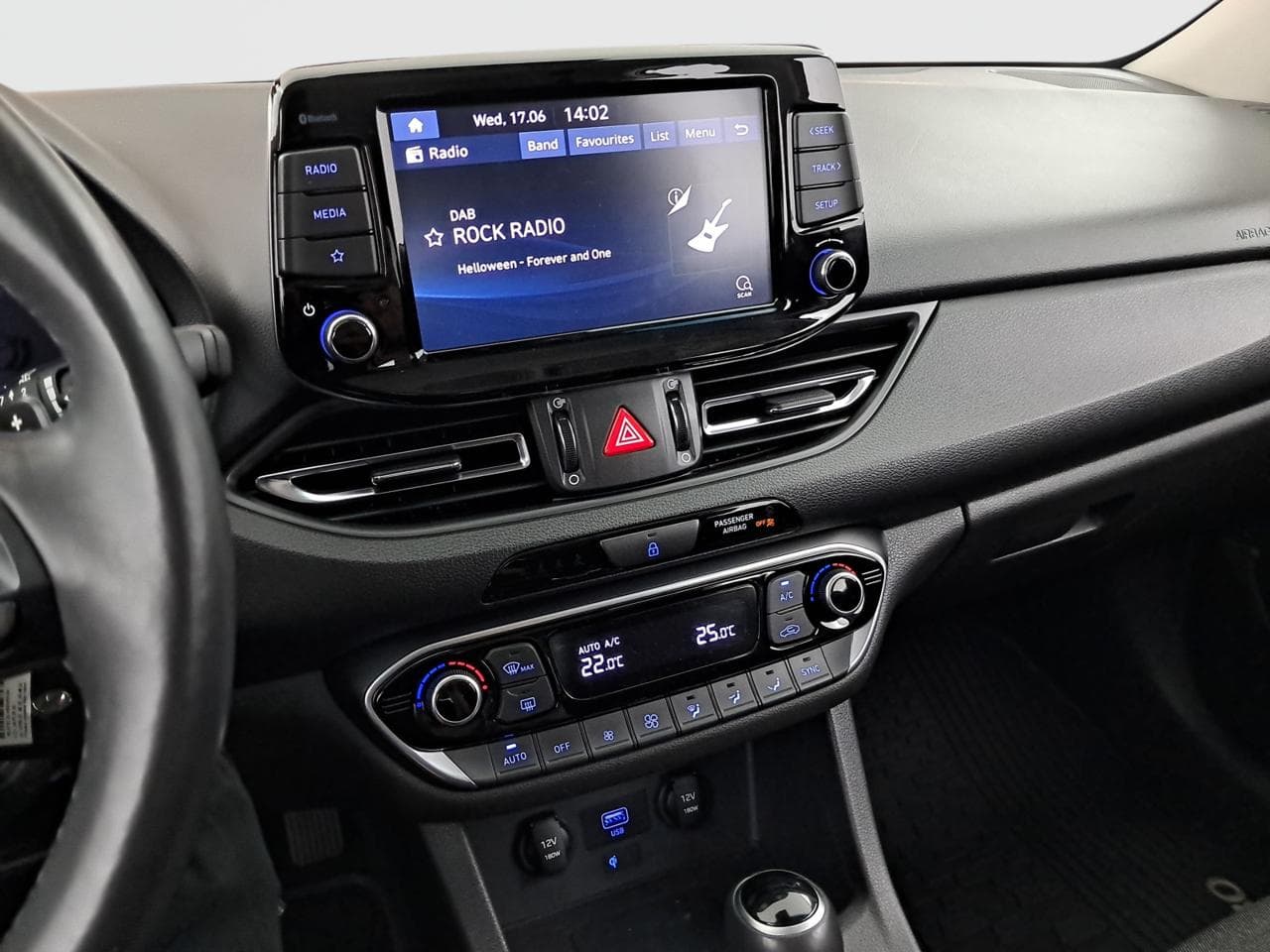 2022 Hyundai i30 - 27