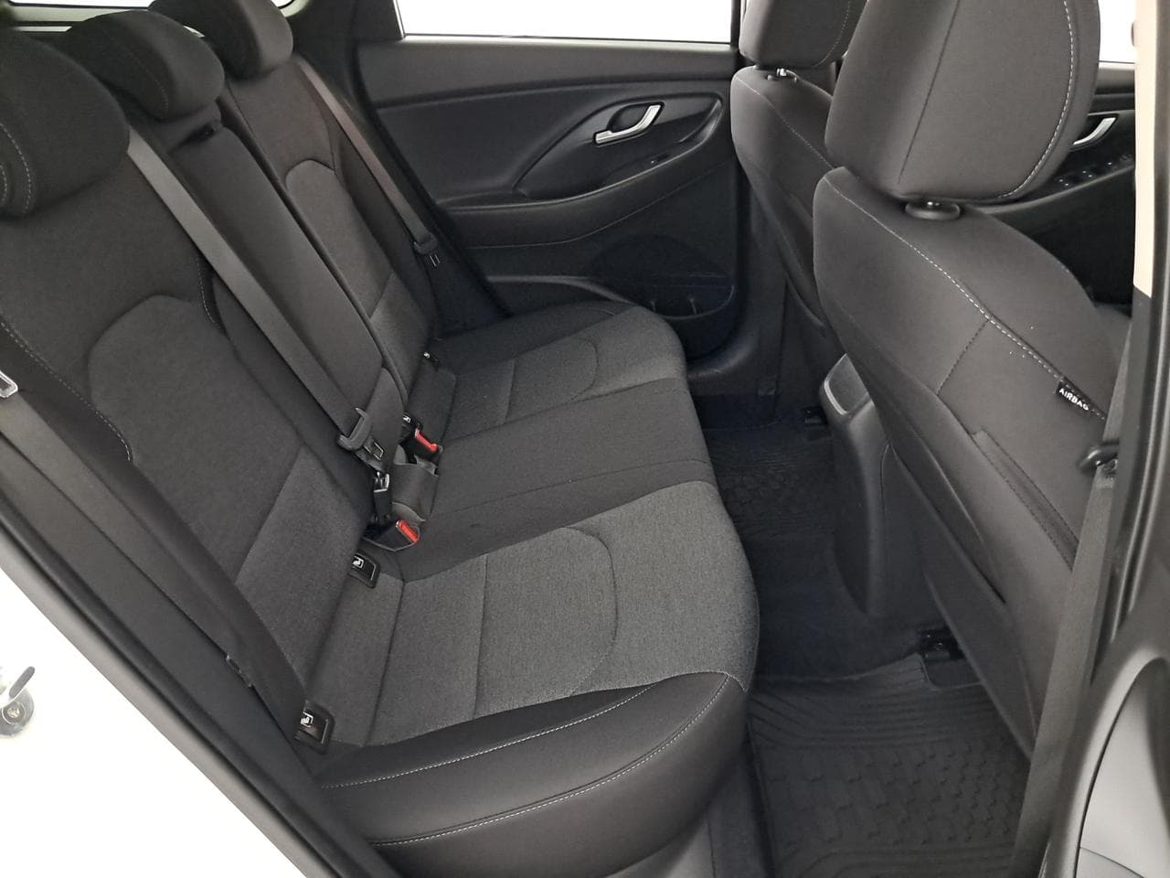 2022 Hyundai i30 - 17
