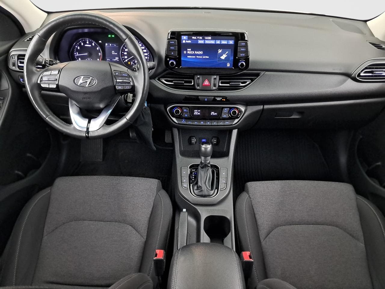 2022 Hyundai i30 - 12