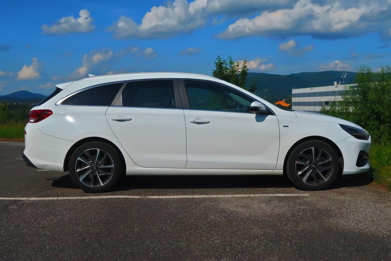 2021 Hyundai i30 - 13