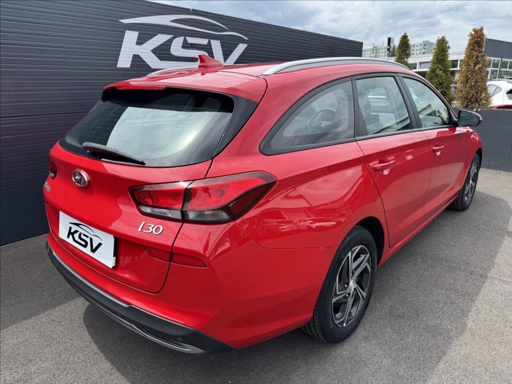 2022 Hyundai i30 - 12