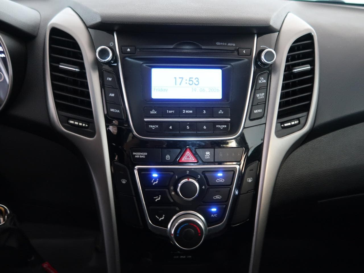 2014 Hyundai i30 - 33