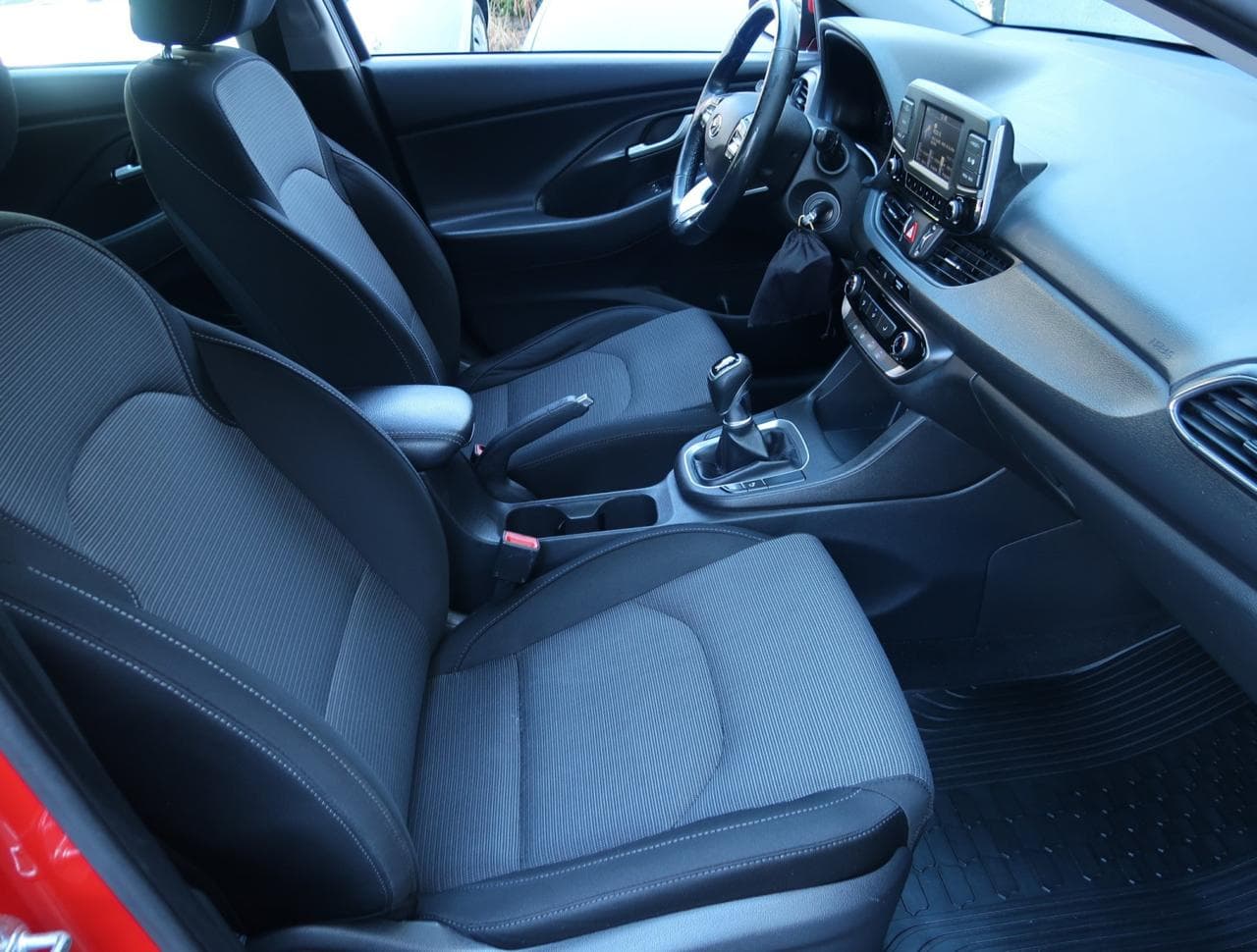 2018 Hyundai i30 - 19