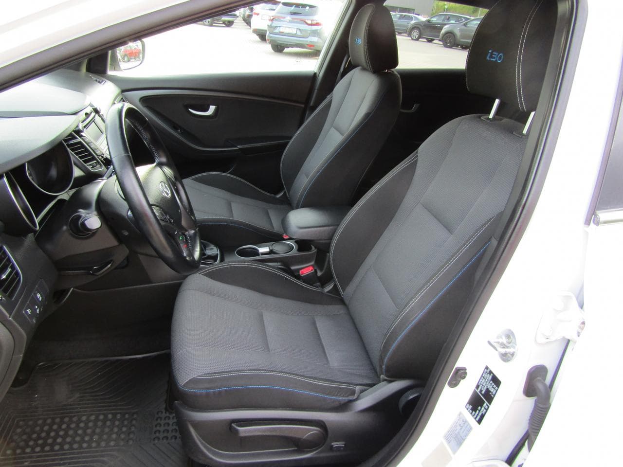 2016 Hyundai i30 - 16