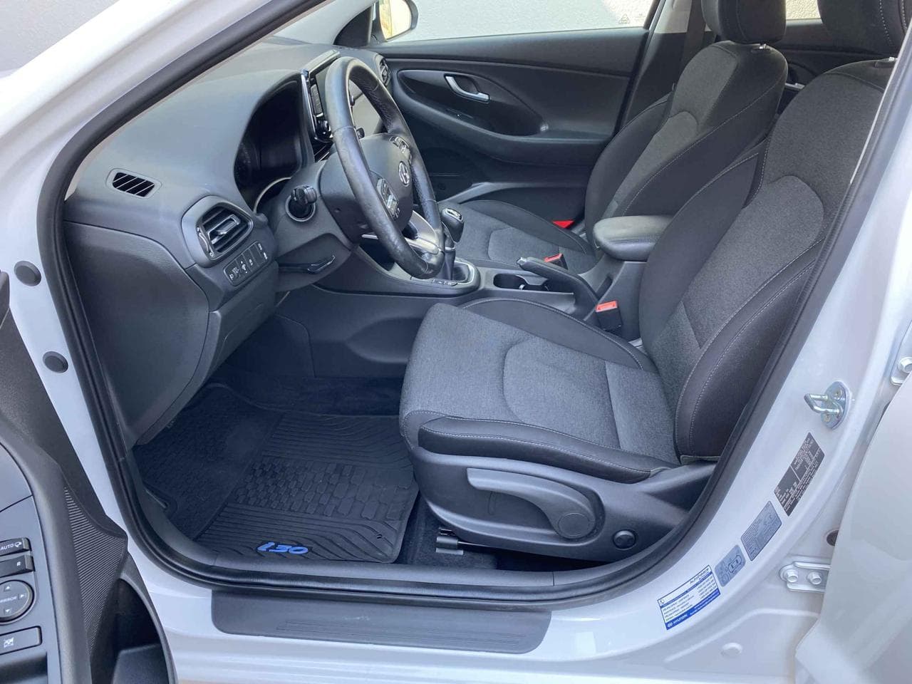 2022 Hyundai i30 - 17