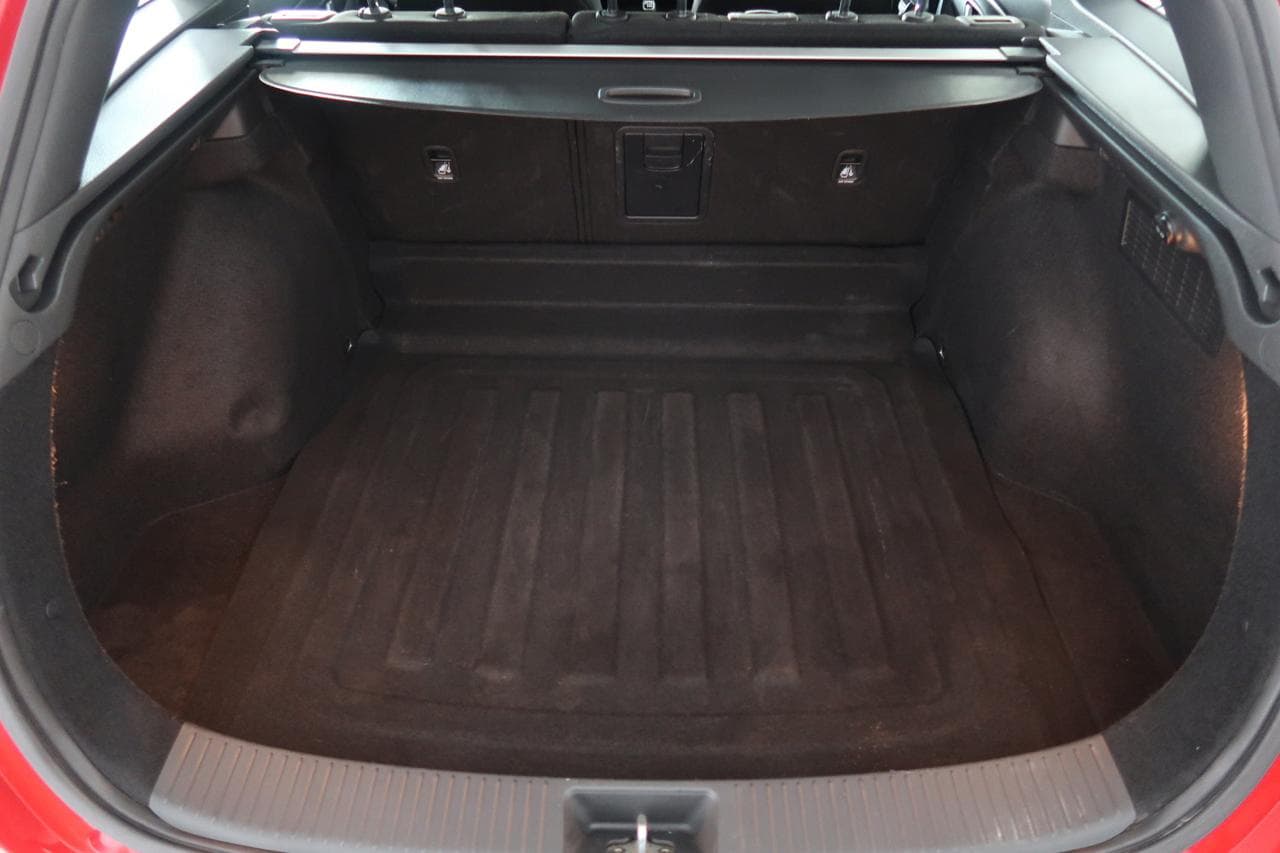 2020 Hyundai i30 - 19