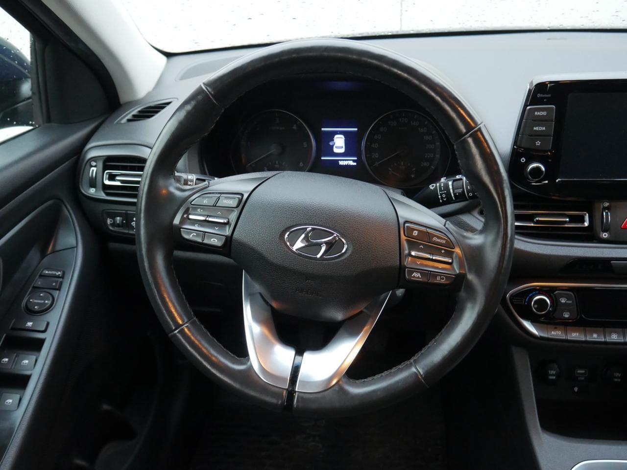 2020 Hyundai i30 - 25