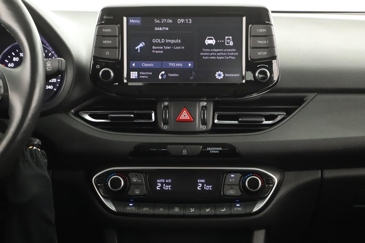 2022 Hyundai i30 - 25