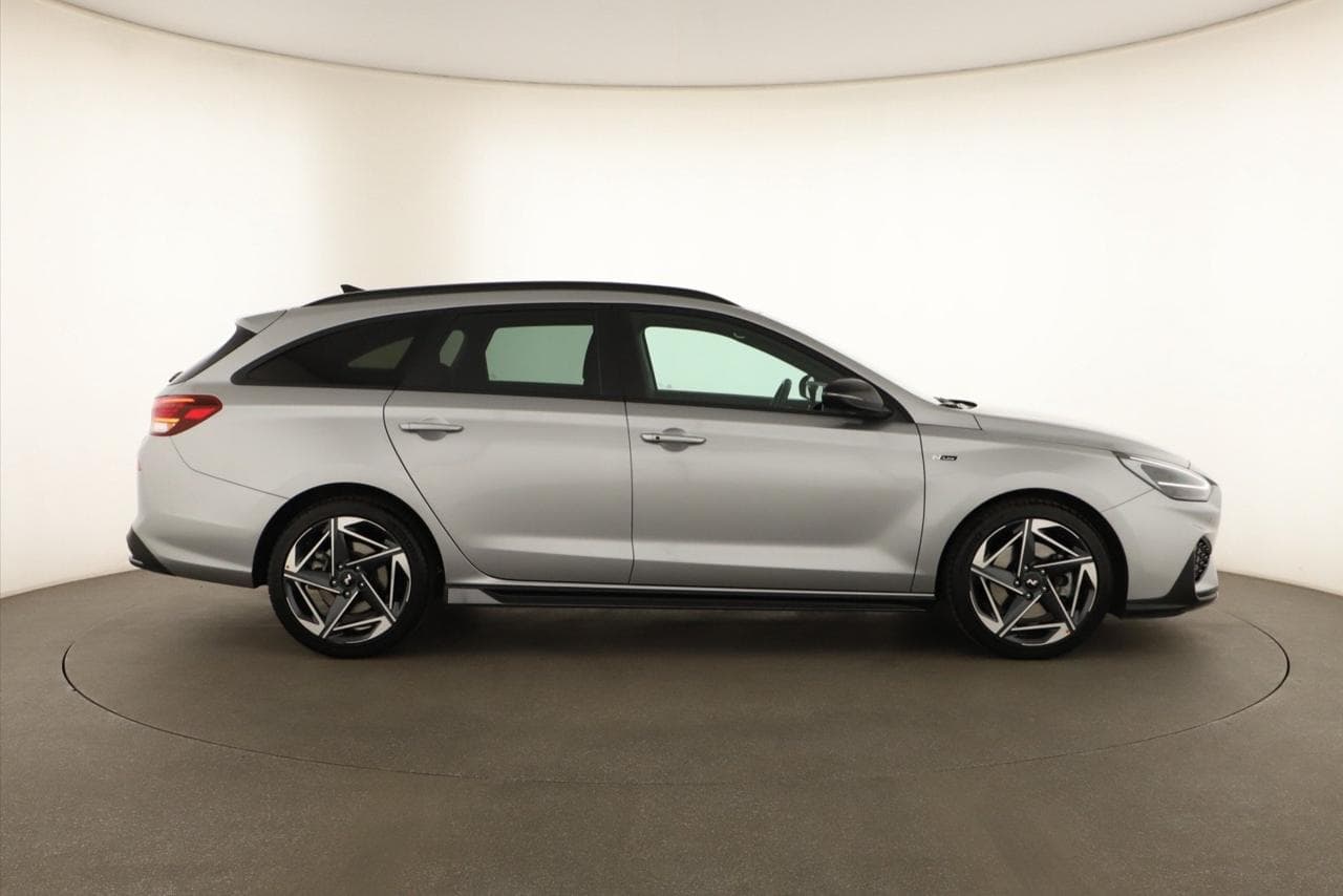2025 Hyundai i30 - 9
