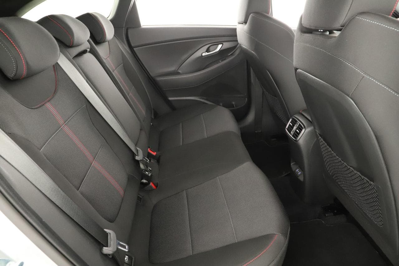 2025 Hyundai i30 - 12