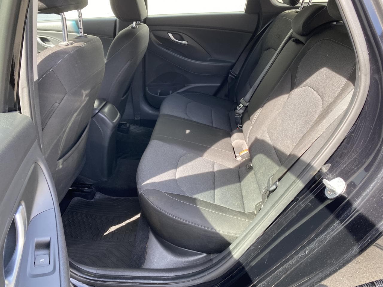 2020 Hyundai i30 - 19
