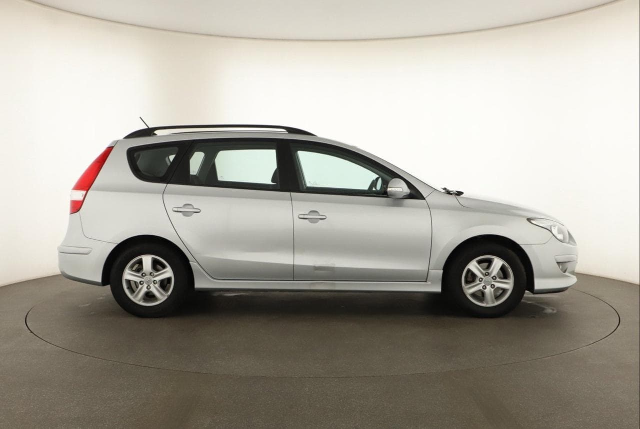 2012 Hyundai i30 - 8