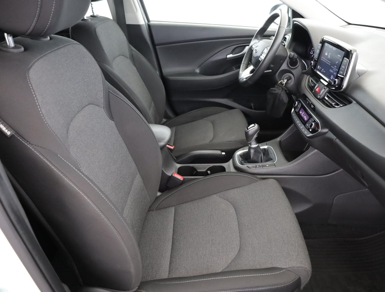 2022 Hyundai i30 - 10