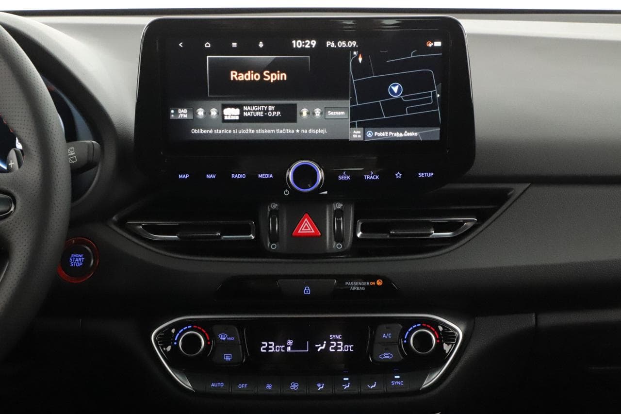 2025 Hyundai i30 - 18