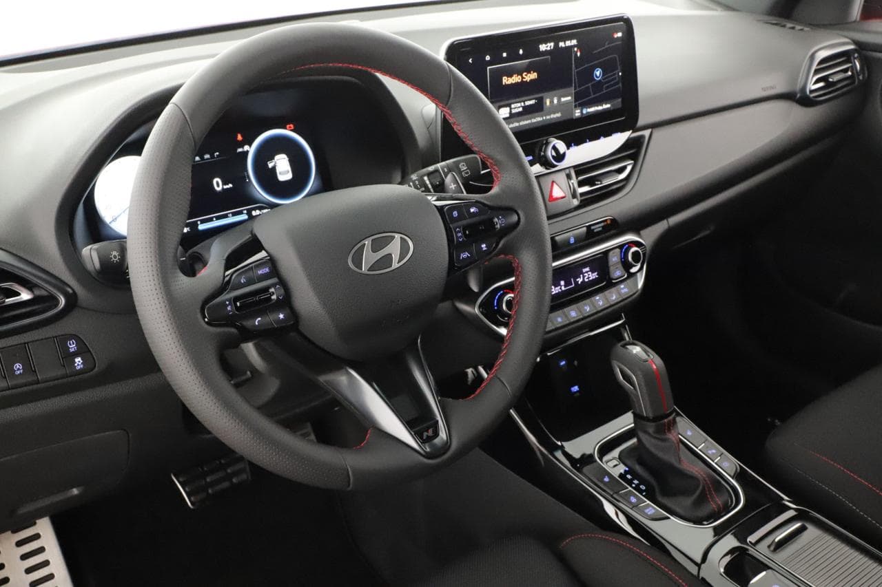 2025 Hyundai i30 - 17