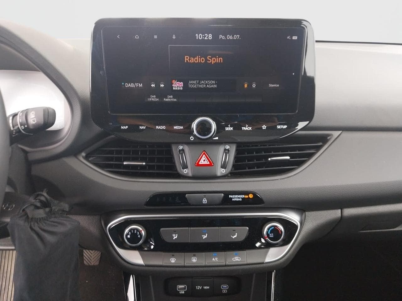 2025 Hyundai i30 - 18