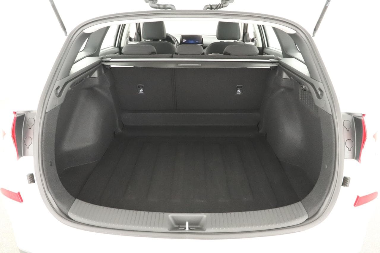 2025 Hyundai i30 - 19