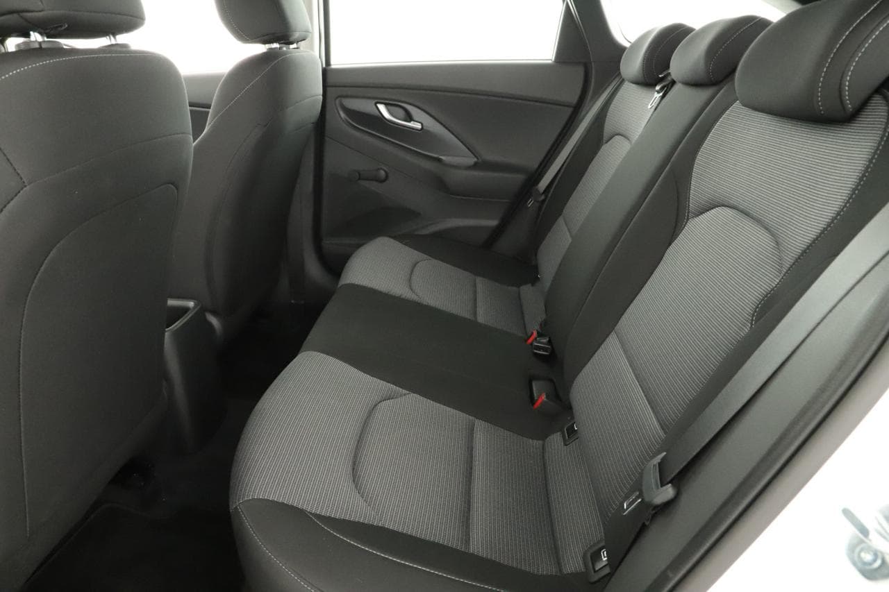 2025 Hyundai i30 - 12