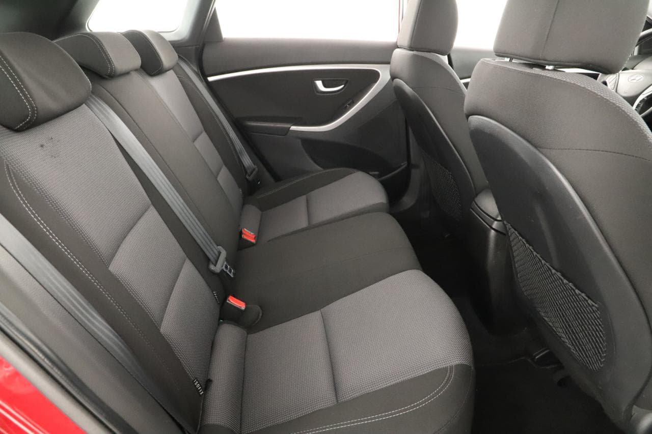 2013 Hyundai i30 - 11