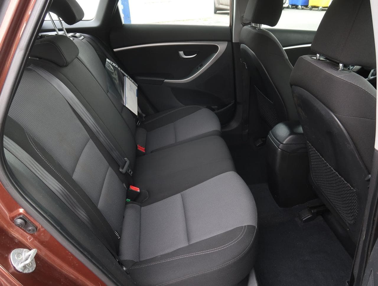 2012 Hyundai i30 - 13