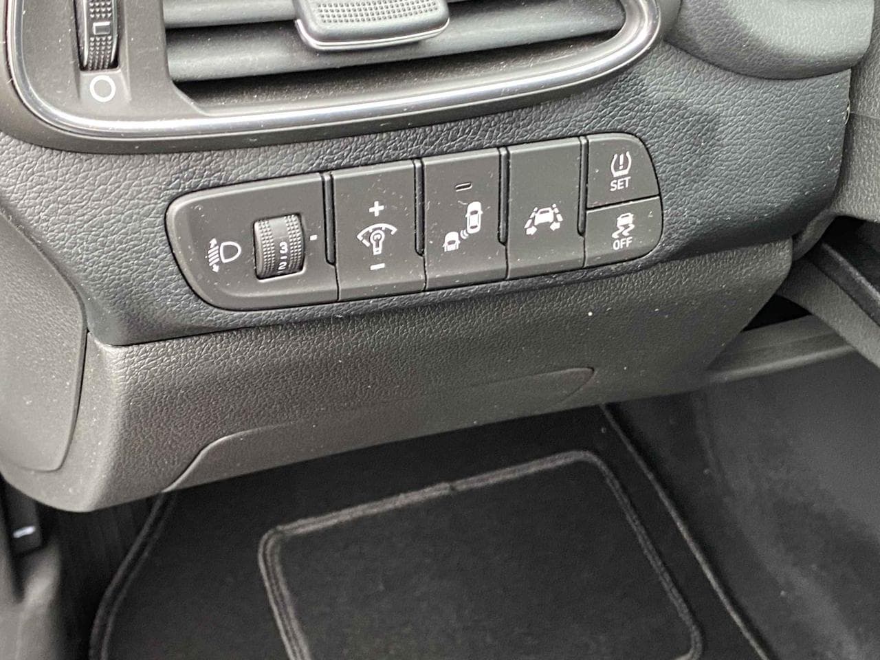 2020 Hyundai i30 - 12