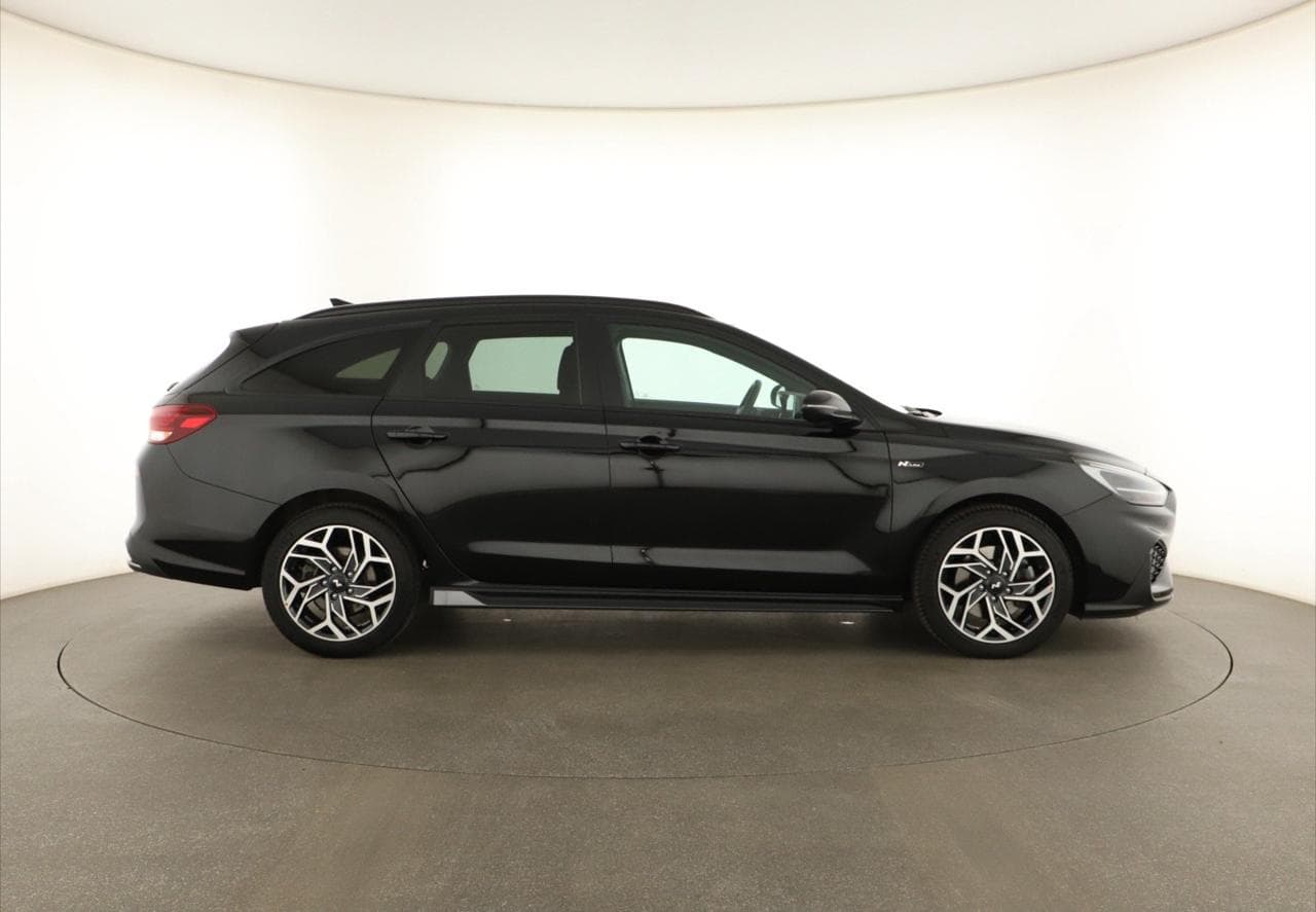2025 Hyundai i30 - 8