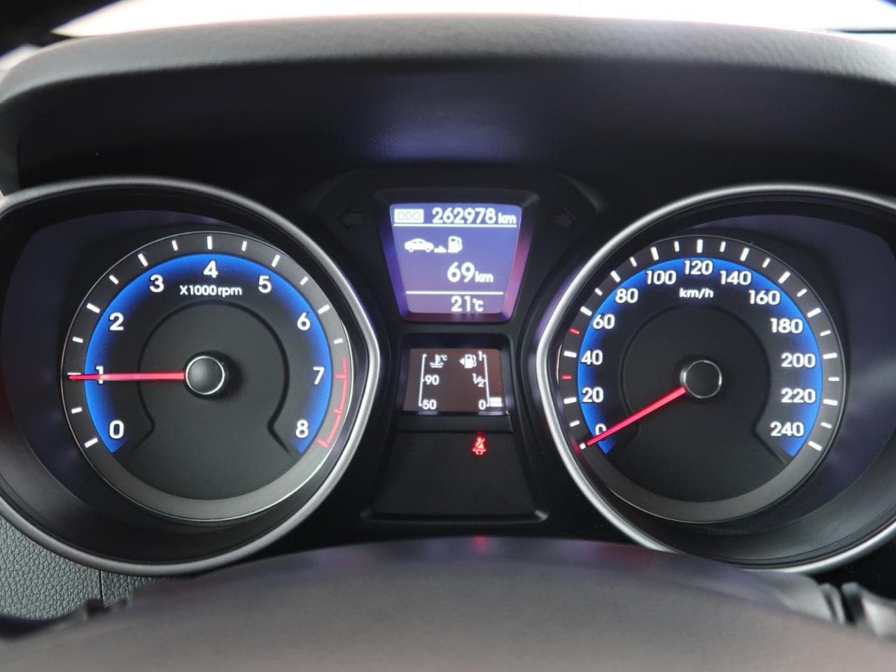 2017 Hyundai i30 - 17