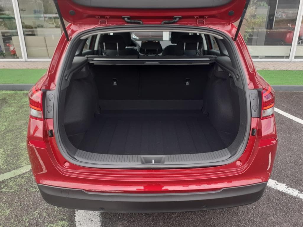 2025 Hyundai i30 - 12