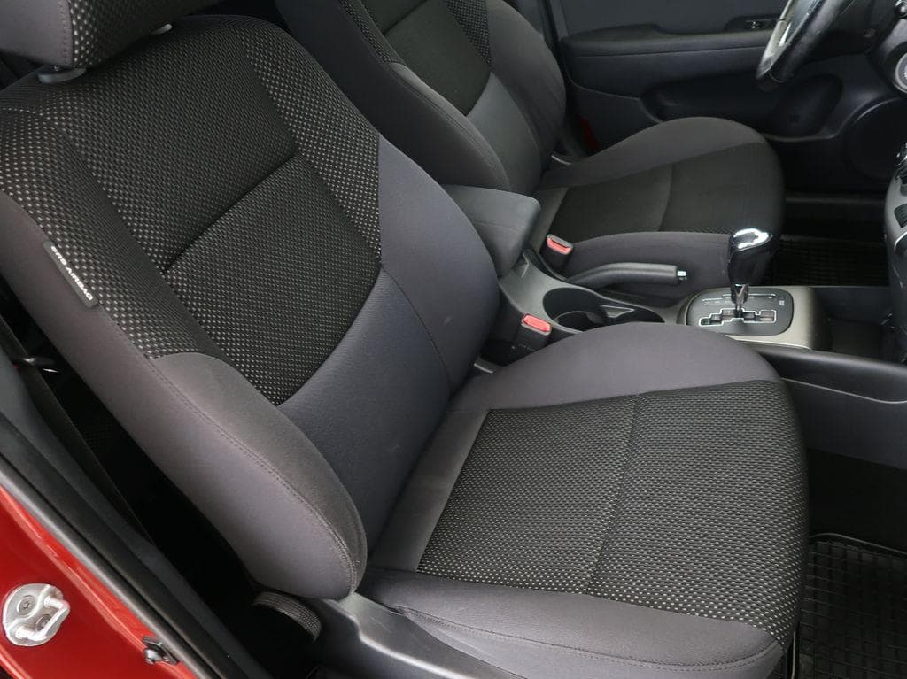 2011 Hyundai i30 - 16