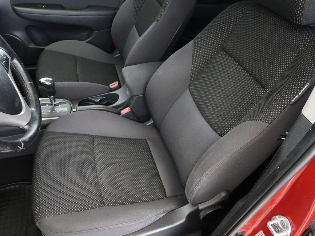 2011 Hyundai i30 - 11