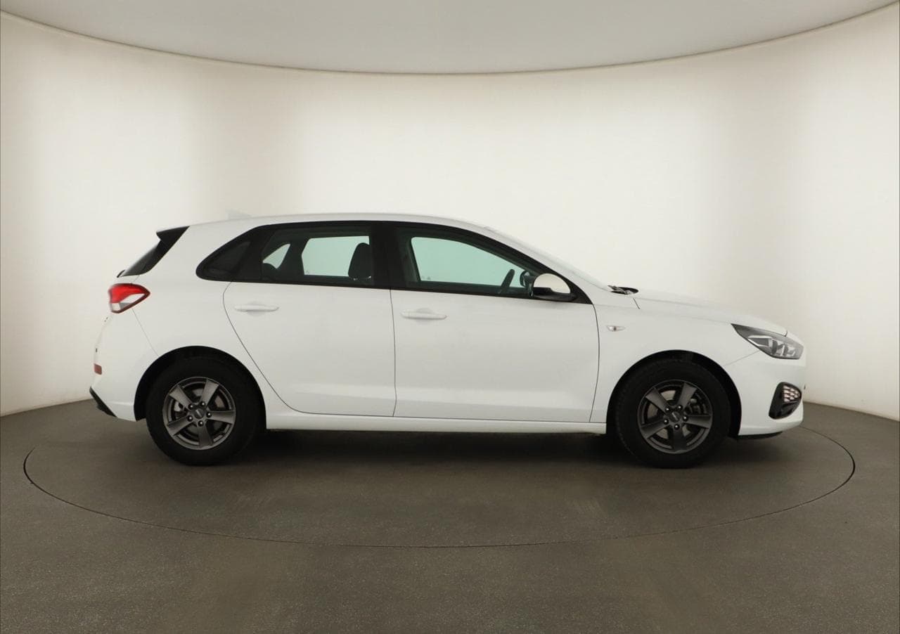 2021 Hyundai i30 - 8