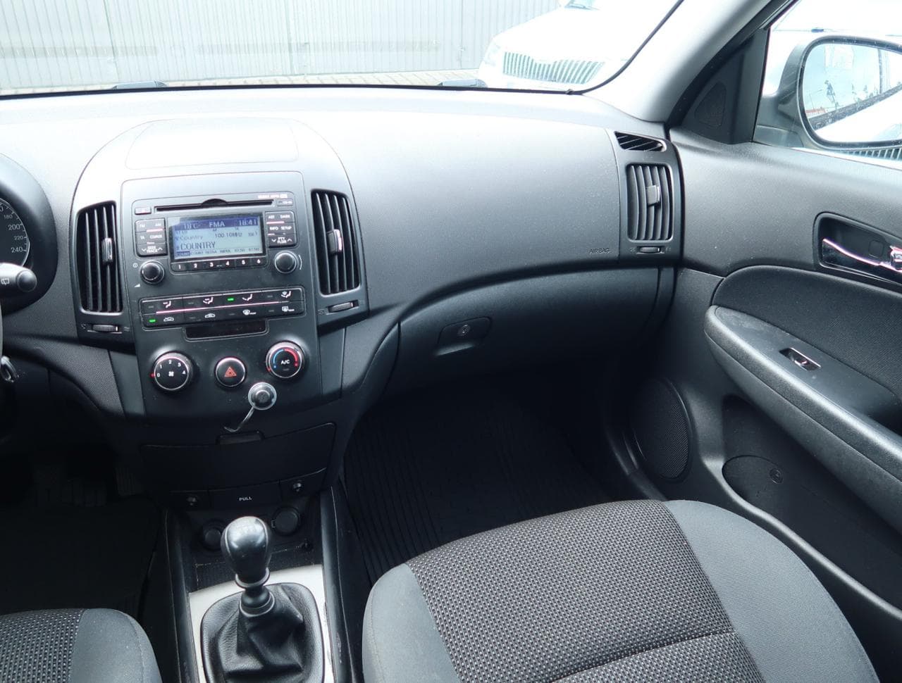 2010 Hyundai i30 - 11