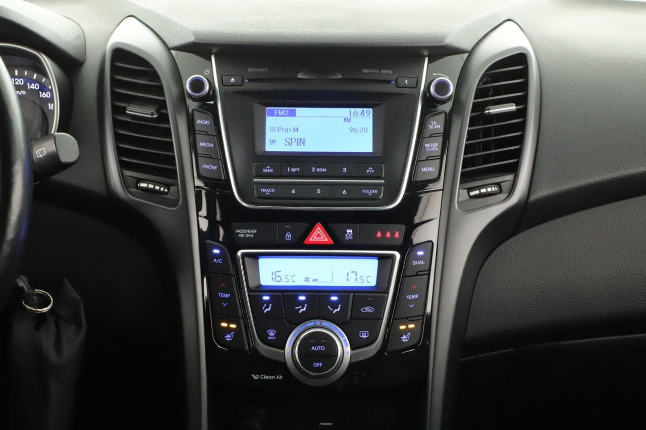 2016 Hyundai i30 - 16