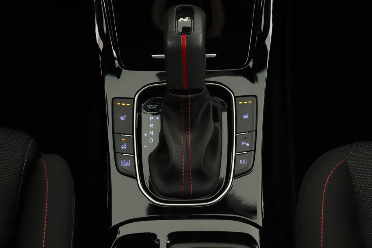 2025 Hyundai i30 - 19